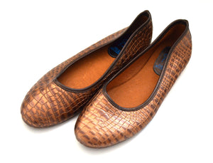 Mom and daughter copper shoes.